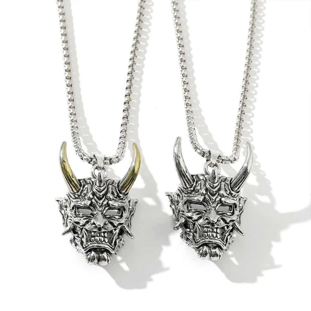 Collier pendentif masque de dé - Men'S Fashion Model avis et prix